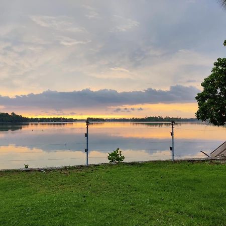 Wind &Waves Apartment โกลลัม ภายนอก รูปภาพ